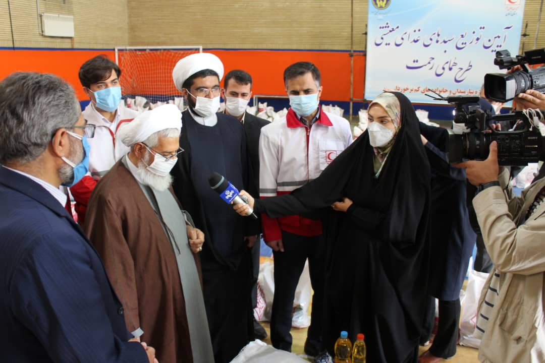 قدر دانی نماینده ولی فقیه در استان زنجان از داوطلبان خیر هلال احمر