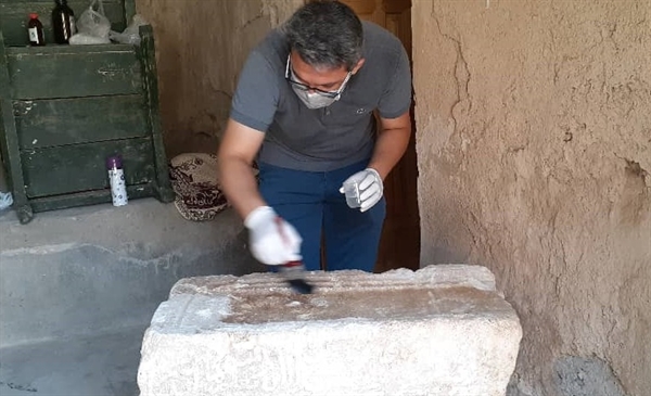 کتیبه‌ 400 ساله روستای گلابر زنجان مرمت شد