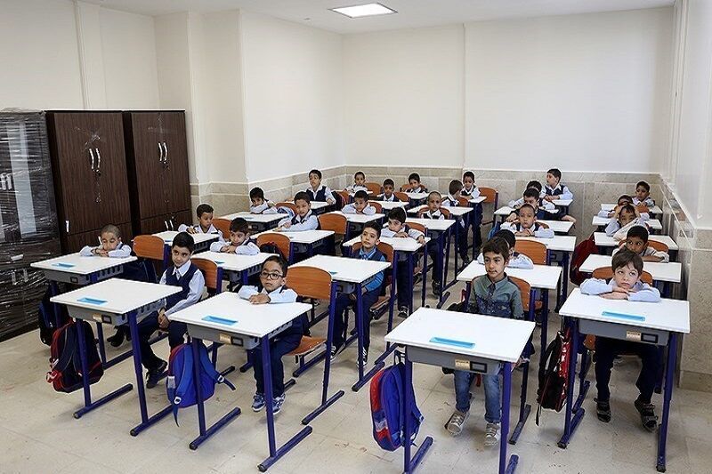 کمک به توسعه مدارس غیردولتی ضروری است