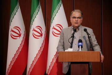 باید با ابزار راه شهیدان مسیر انقلاب اسلامی را ادامه دهیم