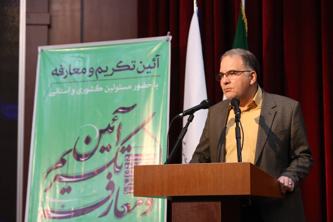 هیچ دستگاهی به اندازه بهداشت و درمان با مردم به صورت مستقیم درگیر نیست