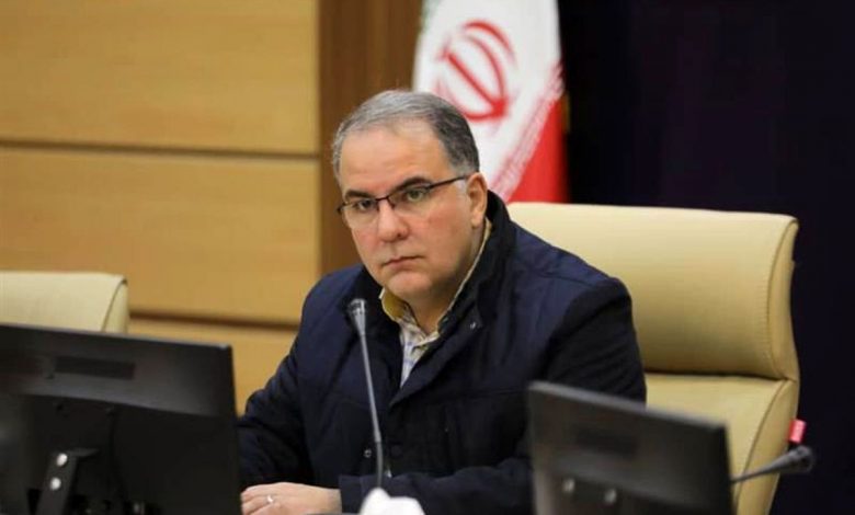 افرادی را که صرفا به میز و عنوان مدیریت خود بسنده میکنند، نمی خواهیم